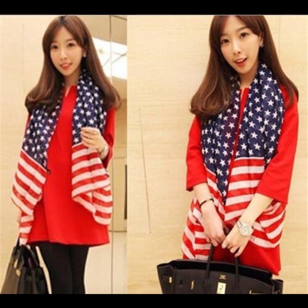 •American flag scarf